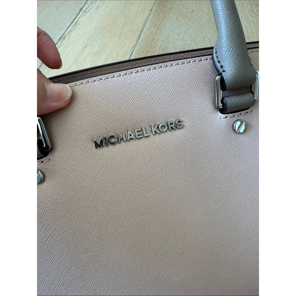 Michael Kors Selma Satchel Blush Pink Colorblock Saffiano Leather Like New - Picture 5 of 10